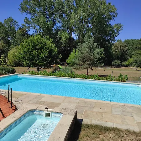 De L'orfraie بيت للعطل Saint-Juire-Champgillon